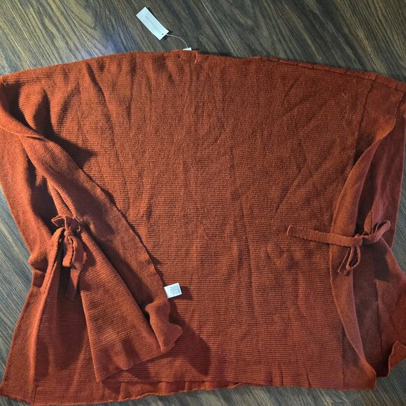 NEW YORK & COMPANY Boho Style Knit Sweater Vest/Poncho NWT/SIZE M - Picture 1 of 4